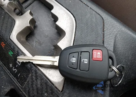 2014 Toyota Rav4 Xle from USA, damaged, VIN JTMRFREV0ED066059